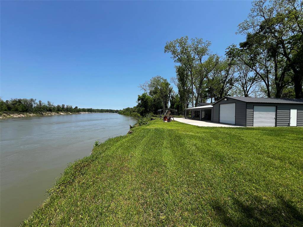 Welcome to life on the River!