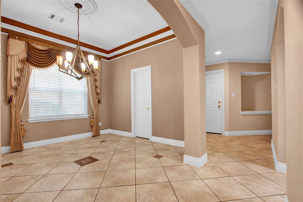 Formal Dinning Area
