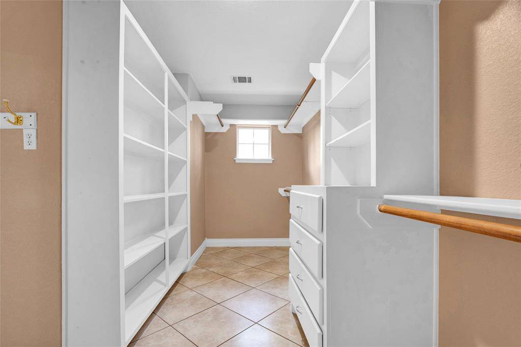 Master Room Closet