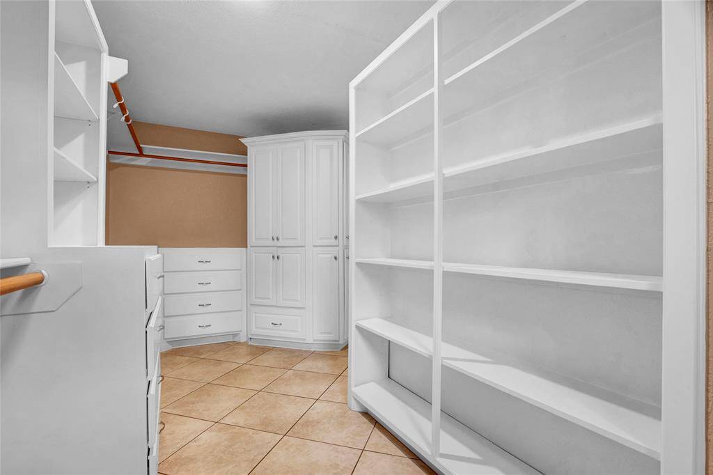 Master Room Closet