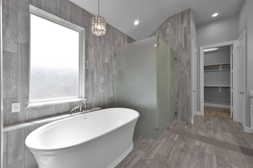 soaking tub!