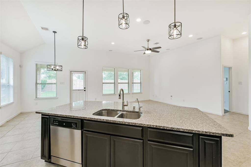 Awesome kitchen, open to the living room. Granite counters, staineless steel appliances. Great for entertaining.