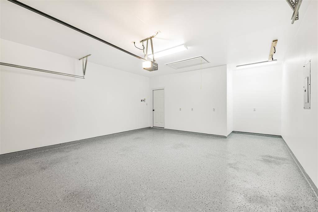 Oversized garage with new epoxied floor!