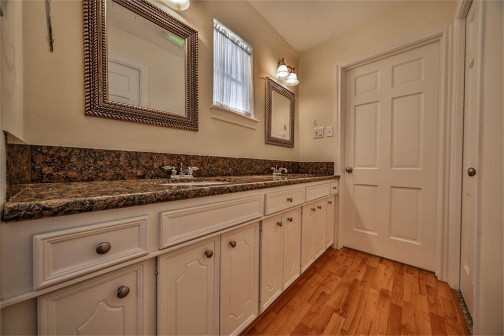 Upstairs Bathroom