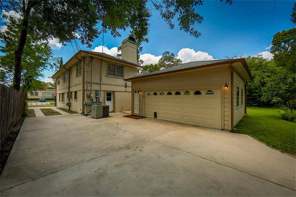 Driveway & detached garage