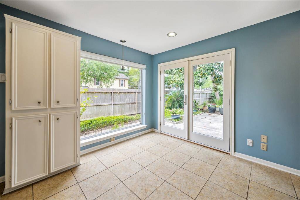 The breakfast nook provides additional storage and gorgeous light.