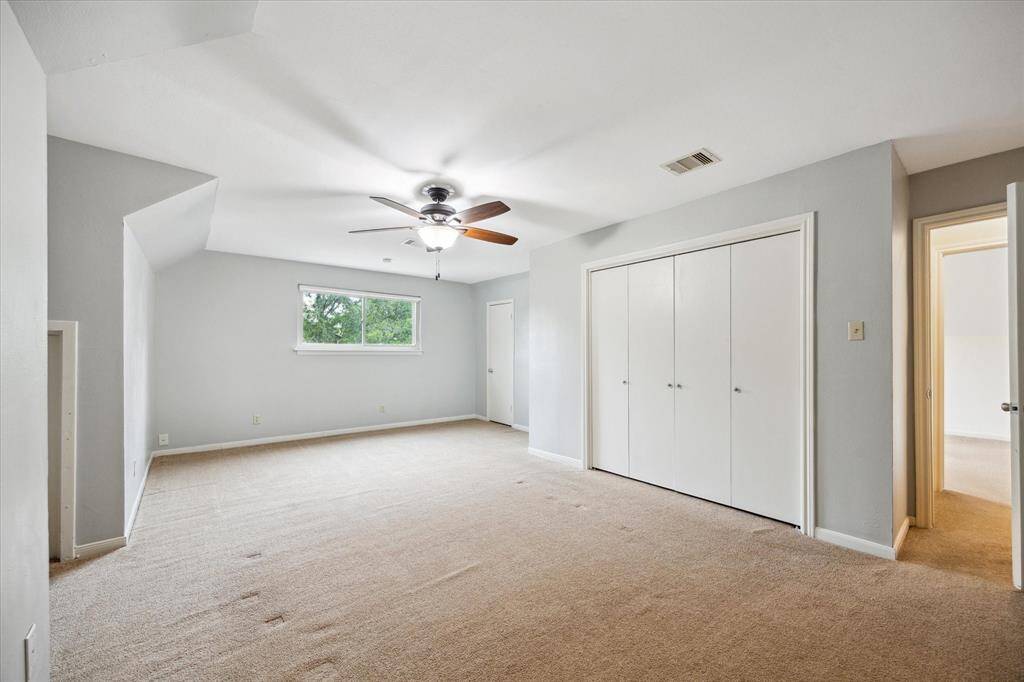 The fourth bedroom is extraordinary!