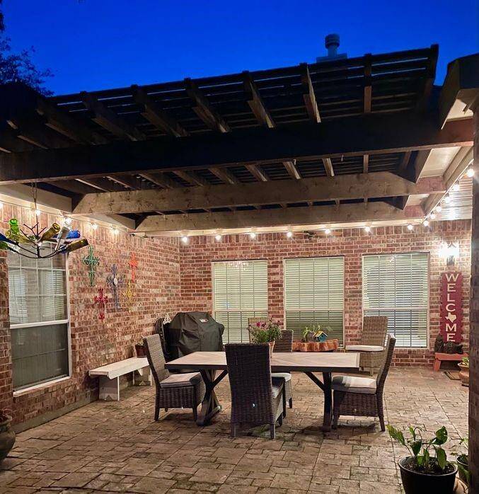 AND a last view of the patio. So peaceful and inviting!
