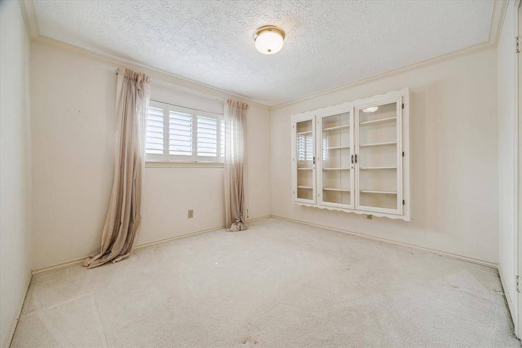 Second floor secondary bedroom