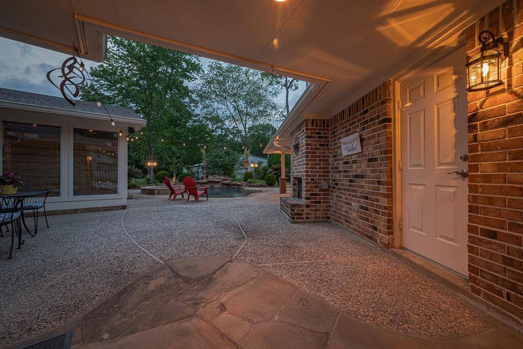 Covered walkway to the detached garage