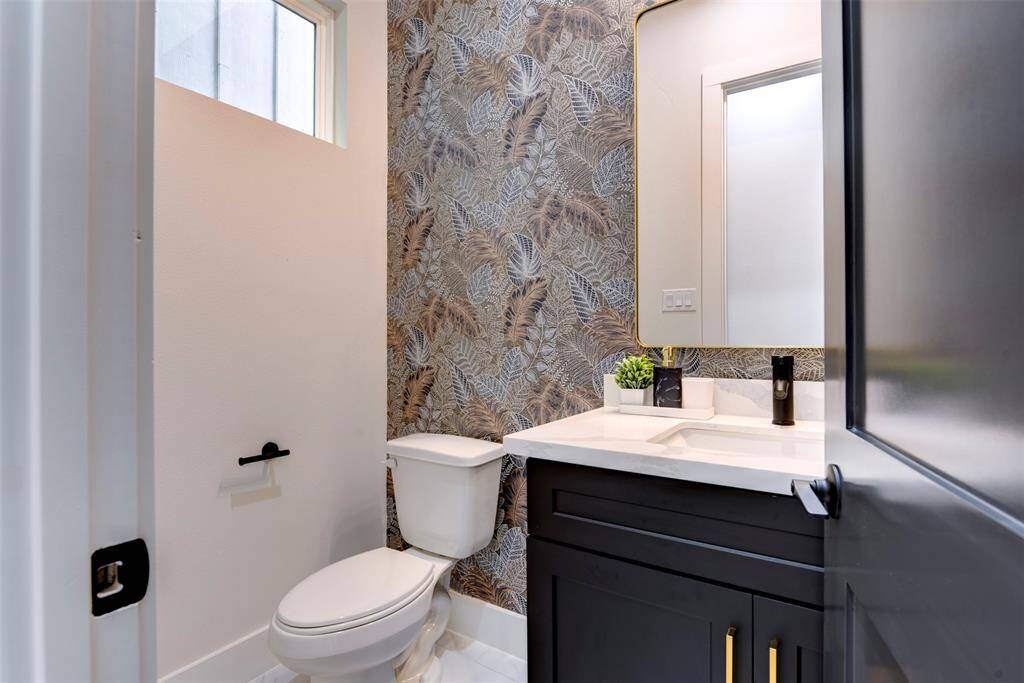 Powder bath