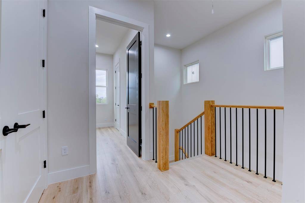 Third floor landing area