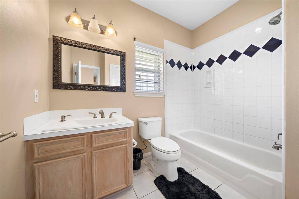Upstairs bathroom