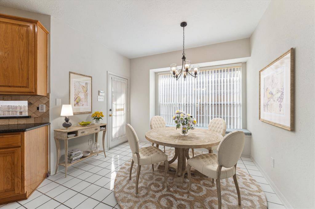 Virtually Staged breakfast area