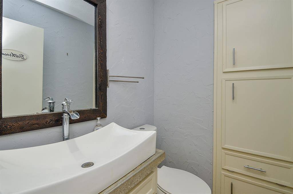 Chic and functional wet bar, perfect for entertaining.