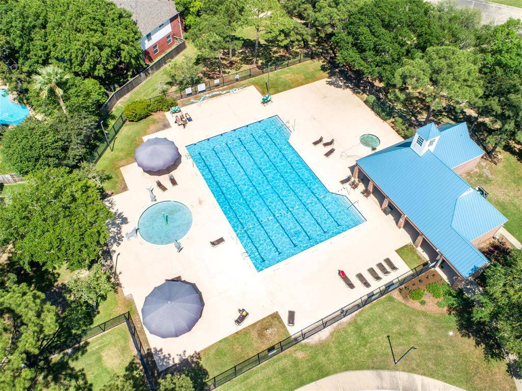 Just one of the many pools that Cinco Ranch offers!