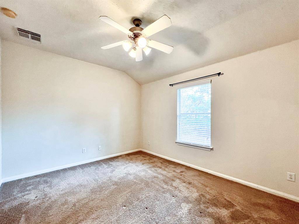 One of the 3 secondary bedrooms upstairs.