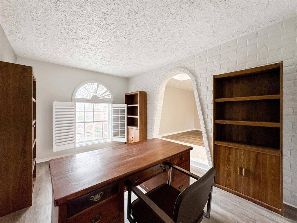 Bedroom, office or play room