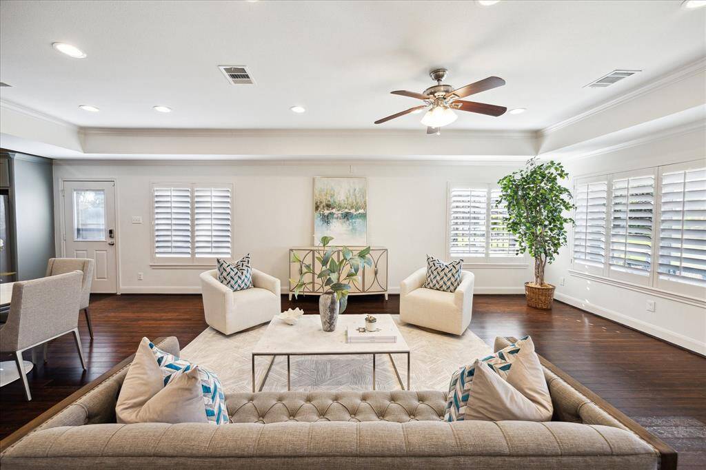 Plenty of space for hosting!