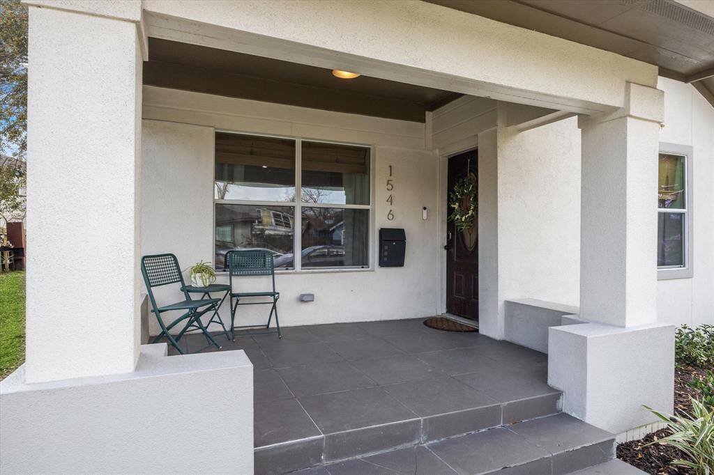 This East End craftsman home was beautifully updated in 2018.