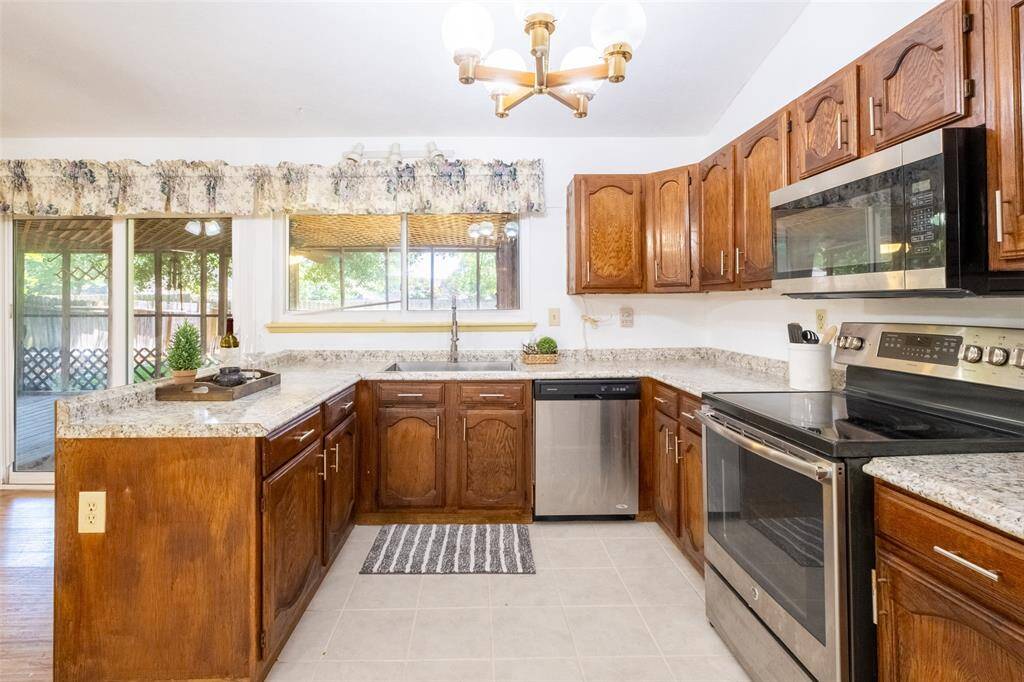 Plenty of storage and counter space in this kitchen.