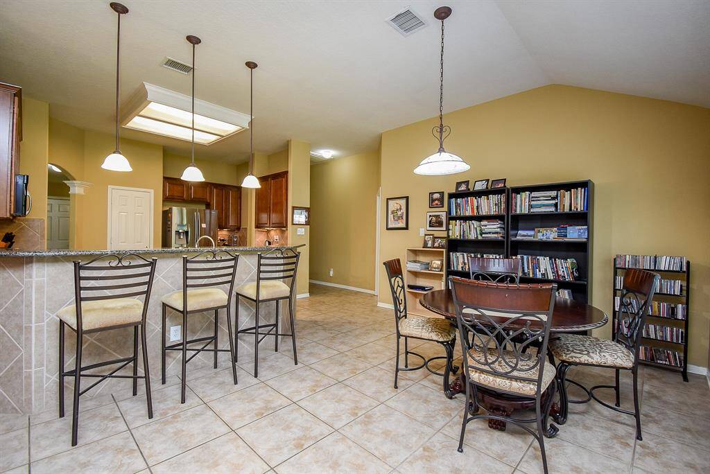 A view of the Breakfast Nook space and the Breakfast Bar