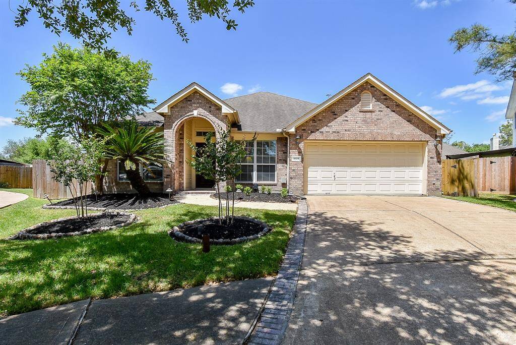 Welcome Home to 1619 Anna Mills Ct