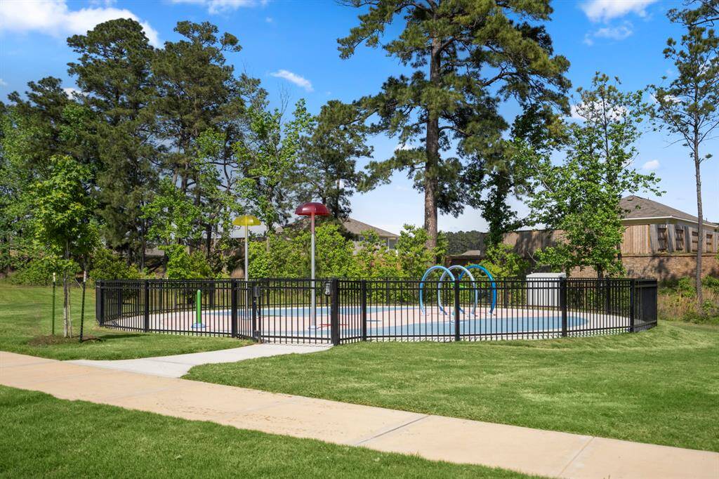 Neighborhood splash pad