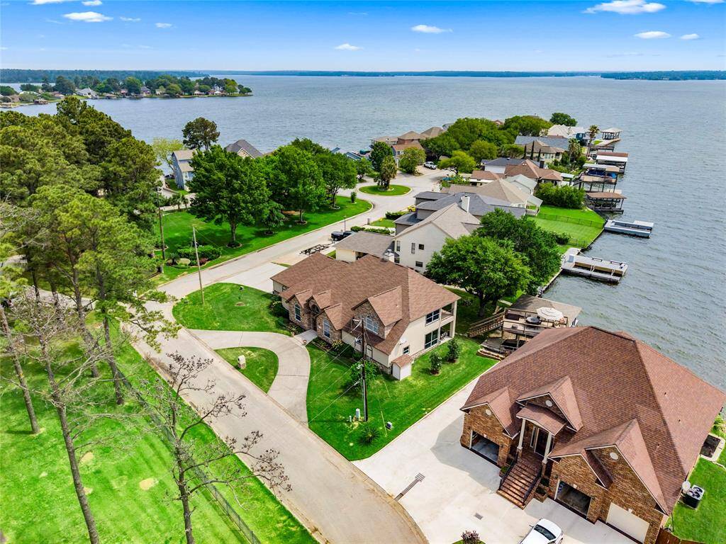 Lot unlike any other! Located in the quiet neighborhood of Clear Water Point.