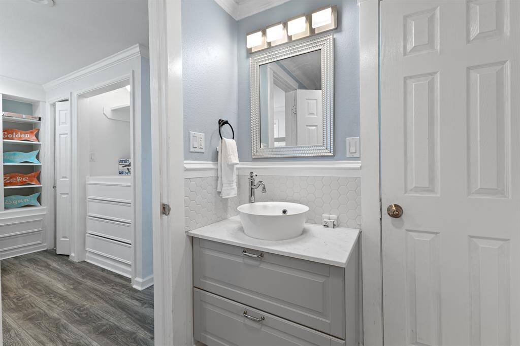 Full Bathroom 2 with separate access to Bedroom 2