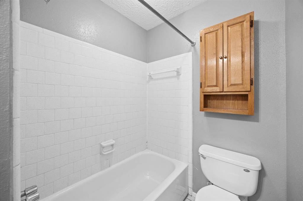Secondary Bath