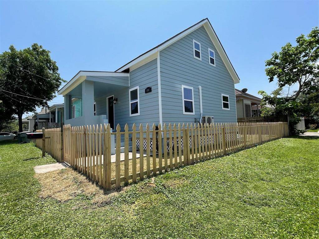 This beautiful home is located at the corner lot and has a ton of curb appeal. Make this home your own slice of paradise right here in Galveston.