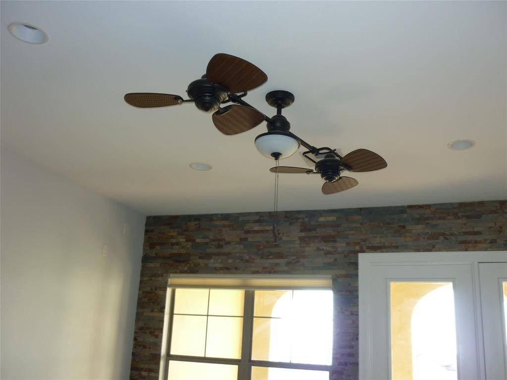 Living area ceiling fan