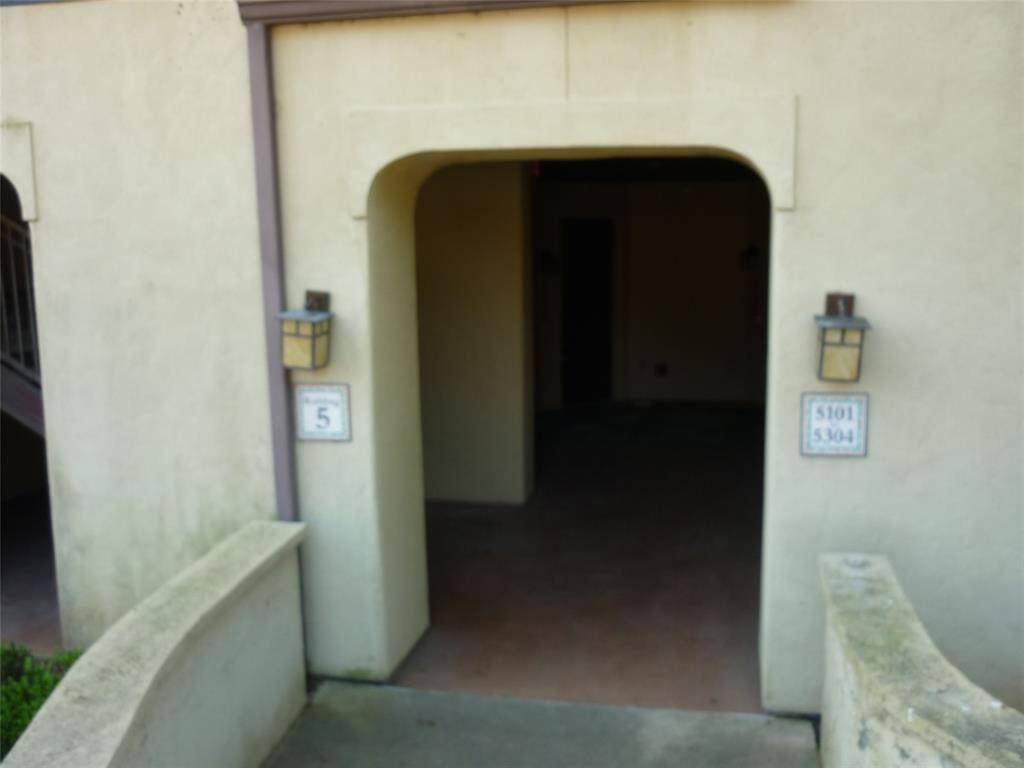 Bldg 5 - unit on the 2nd floor