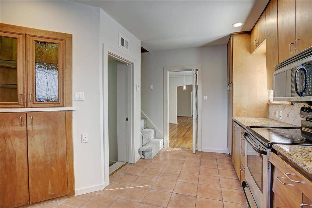 This room could be used as a closet if using the loft as a third bedroom.
