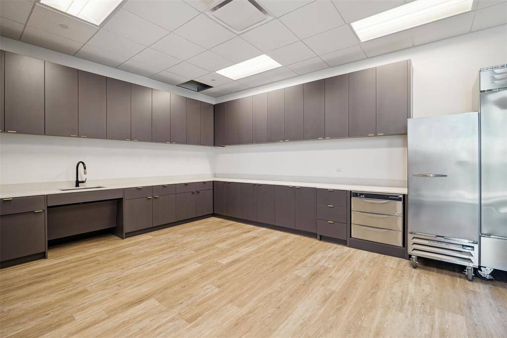 Private catering kitchen for the Allen Residences.