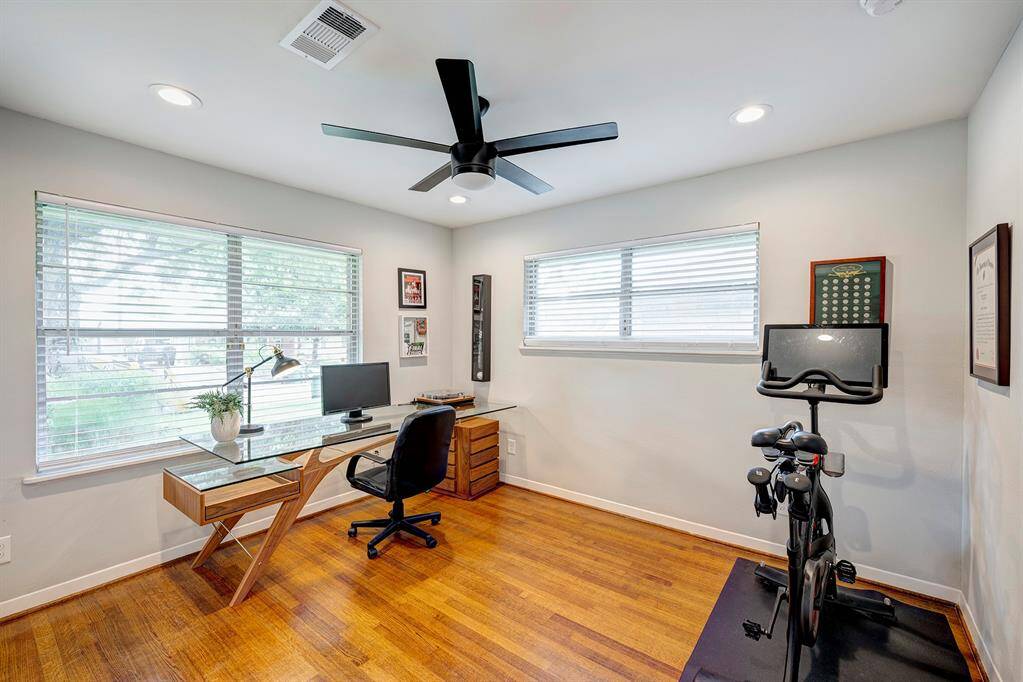 3rd bedroom is at the front of the home and looks out over the front yard.