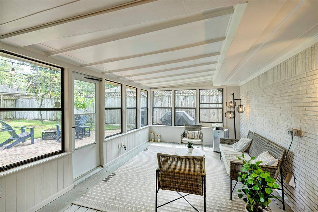 What a great spot to hang out with friends and family. The "outdoor" room is the best of both the indoors and out.