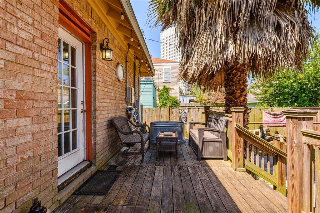 Perfect amount of shade and sun on this back deck