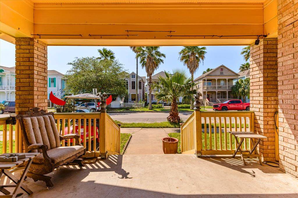 Front porch view facing outwards :)