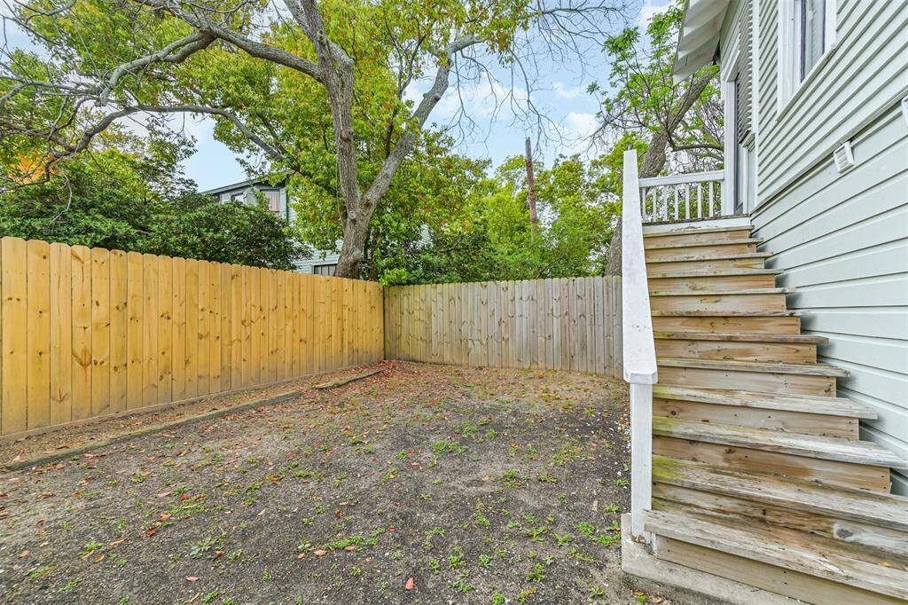Another view of side yard #1
