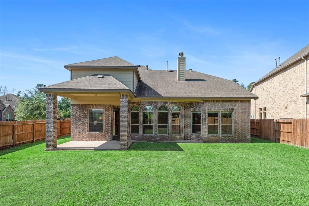 Come check out this amazing yard.