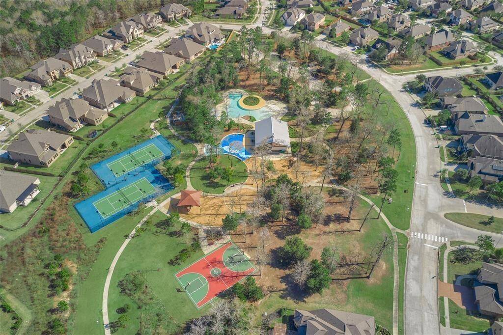 The 2nd community pool, tennis courts, basketball courts and playground.