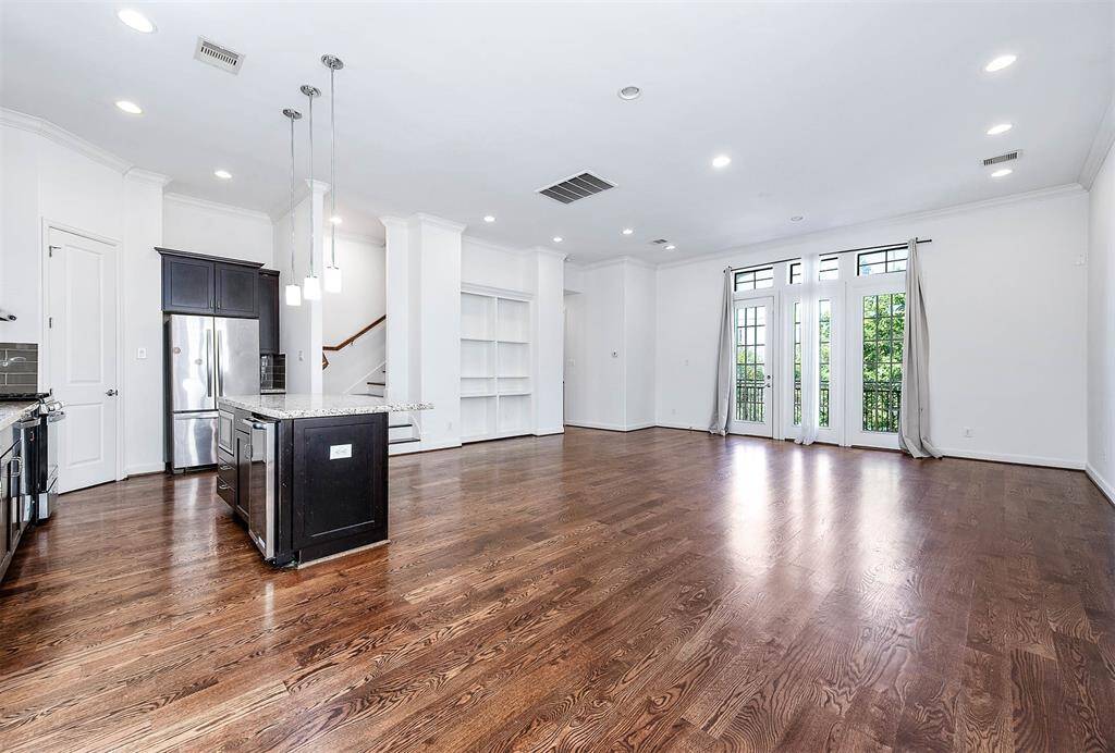 Open Layout Affords Lots Of Light.
