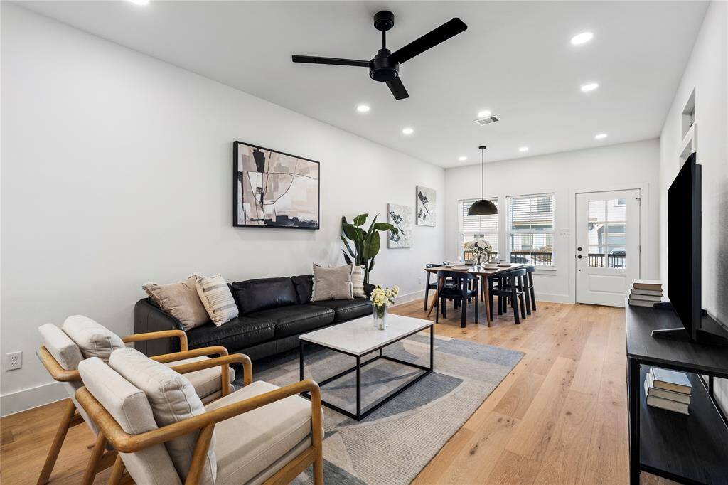 The living room comes with a massive center wall perfect for you home relaxation and entertainment.