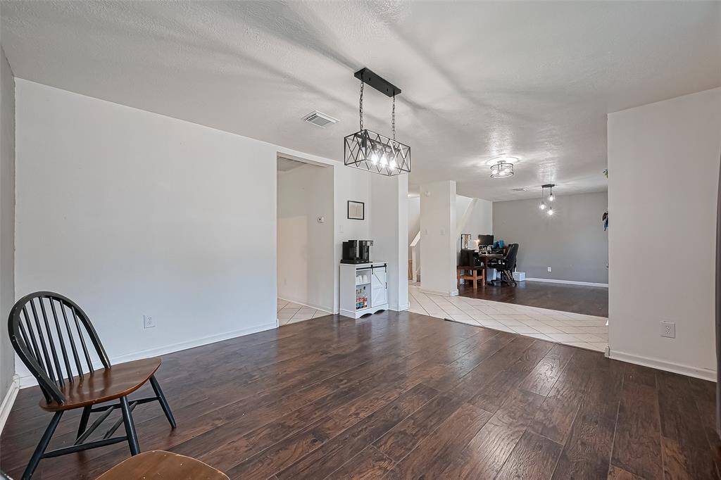 Dining area looking to flex living area