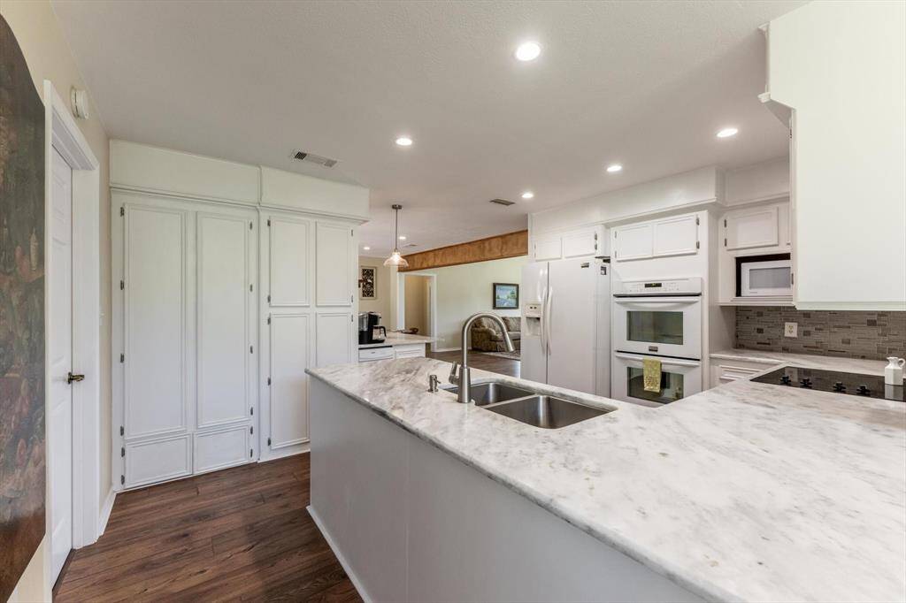 Lots of storage and pantry space