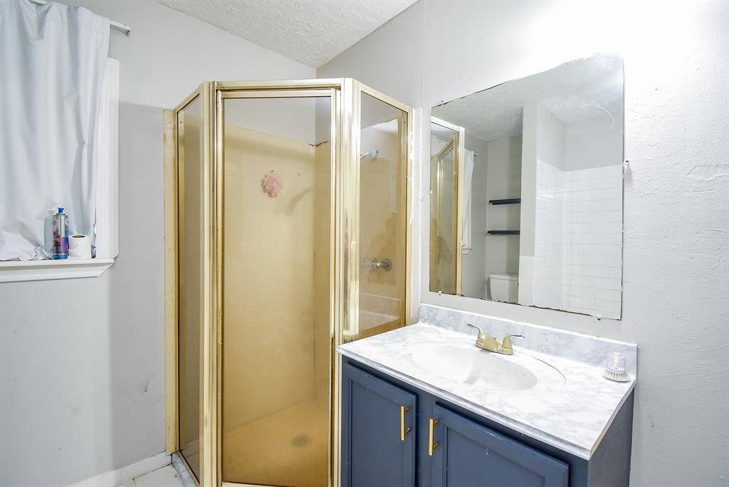 Secondary Bathroom