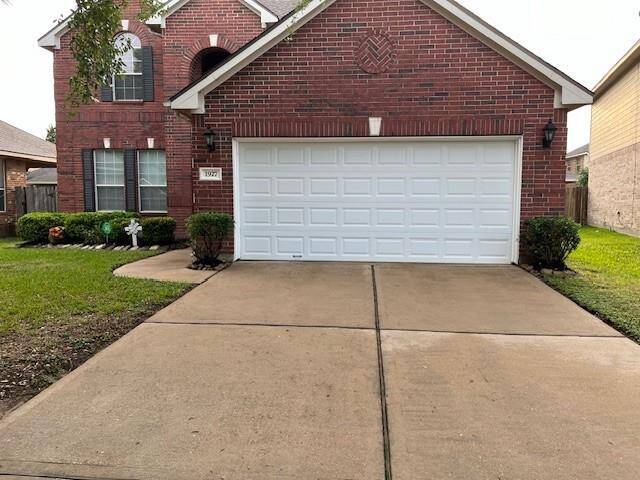 Welcome to 1927 Lenora Ct