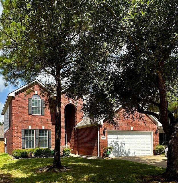 This is a gorgeous home in peaceful cul-de-sac